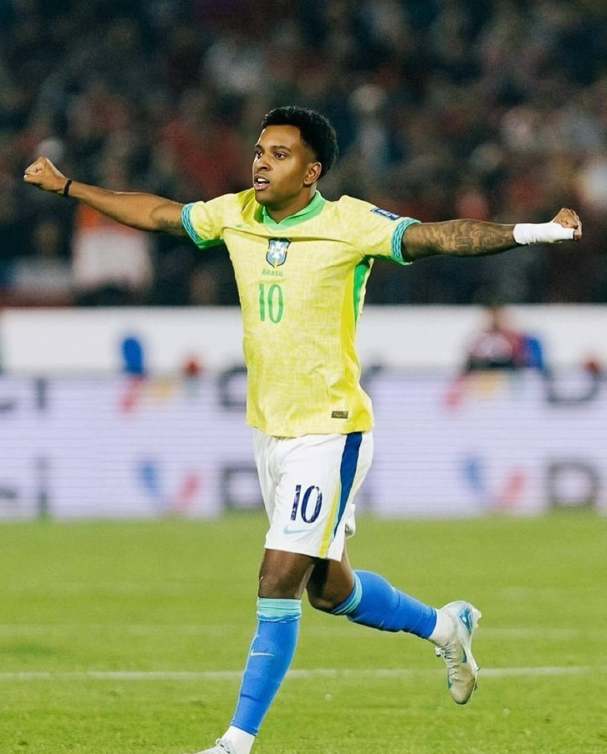 包含德甲集结日再迎强敌，皇家马德里单刀错失，主帅态度——管理层满意，训练强度明显提升的词条-九游体育赛事